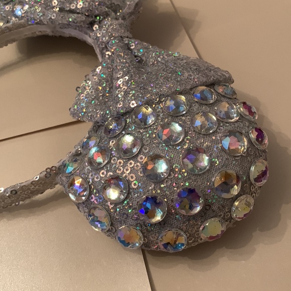 SOLD ❌ custom mickey / disney ears - Picture 2 of 4